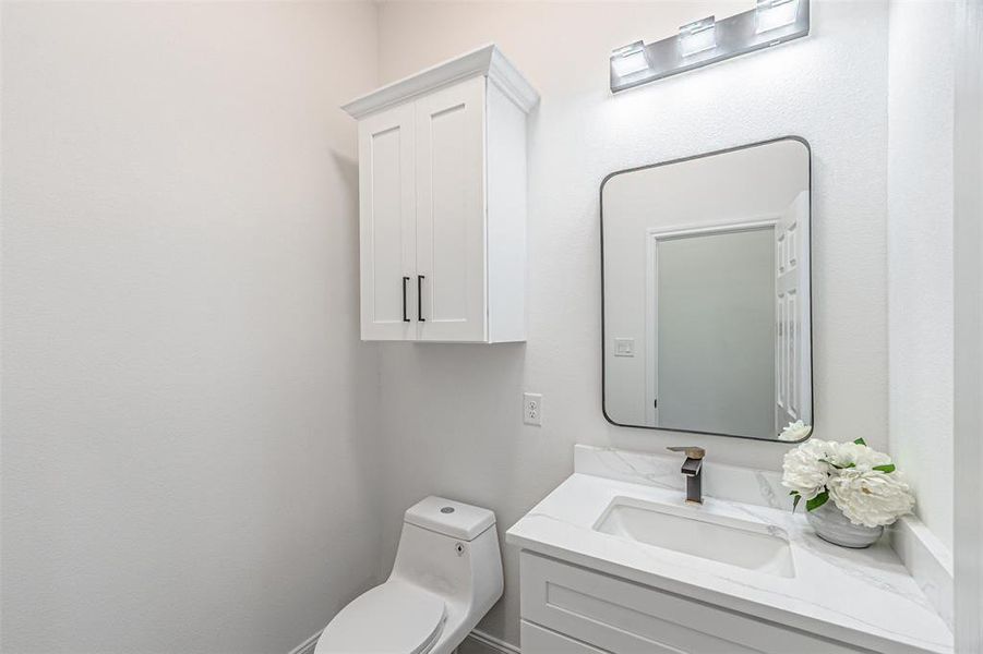 Furnished interior view inside a new home in , Granbury (Image 5).