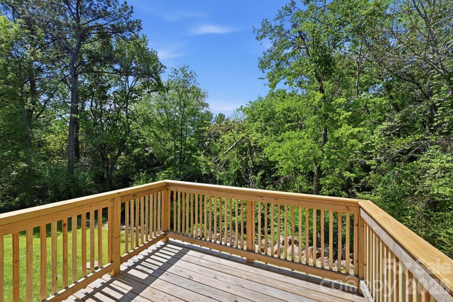 Natural landscape and outdoor views near  in York (Image 33).