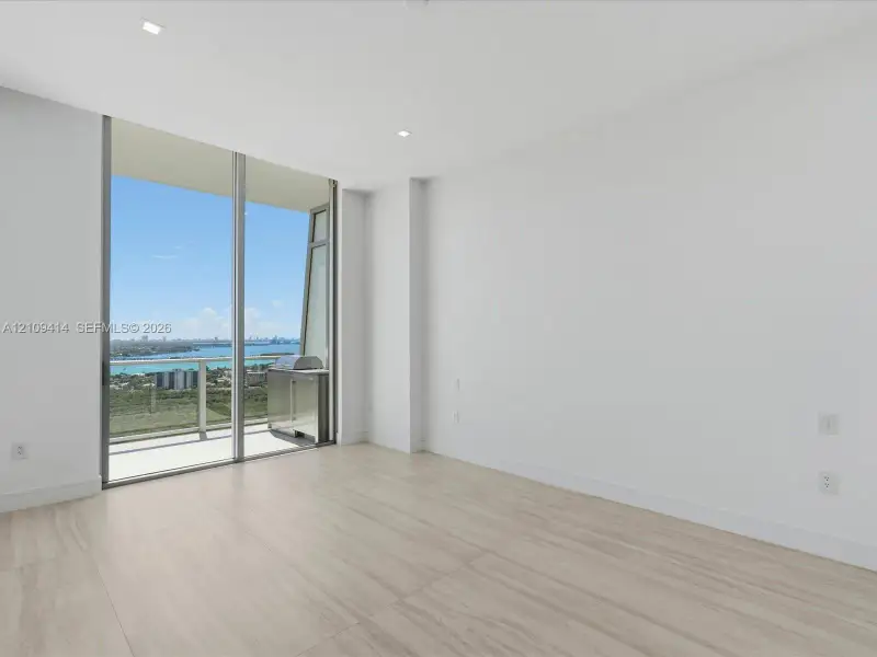 Spacious, unfurnished interior of a new home in , North Miami (Image 51).