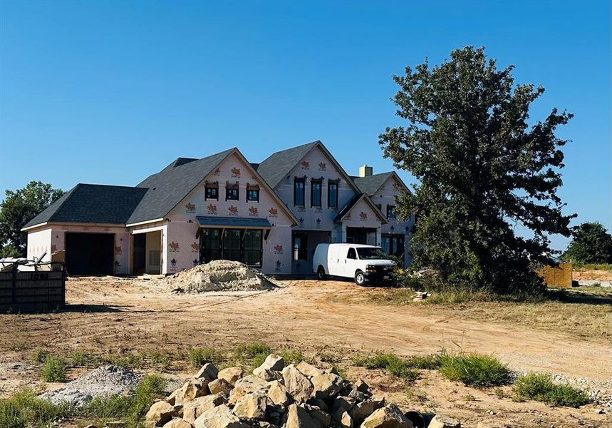 Image 4 of a home in . Image 4 of a home in .