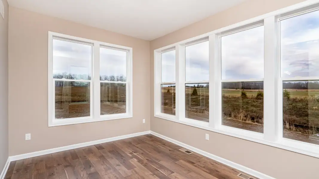 Representative unfurnished interior of a home built from the The Middleton by Norfolk Homes in Offsite Builds Southern Michigan, Ann Arbor (Image 38).