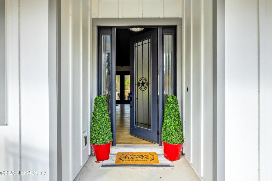 Exterior details and patio area of a home in , Jacksonville (Image 31). Exterior details and patio area of a home in , Jacksonville (Image 31).