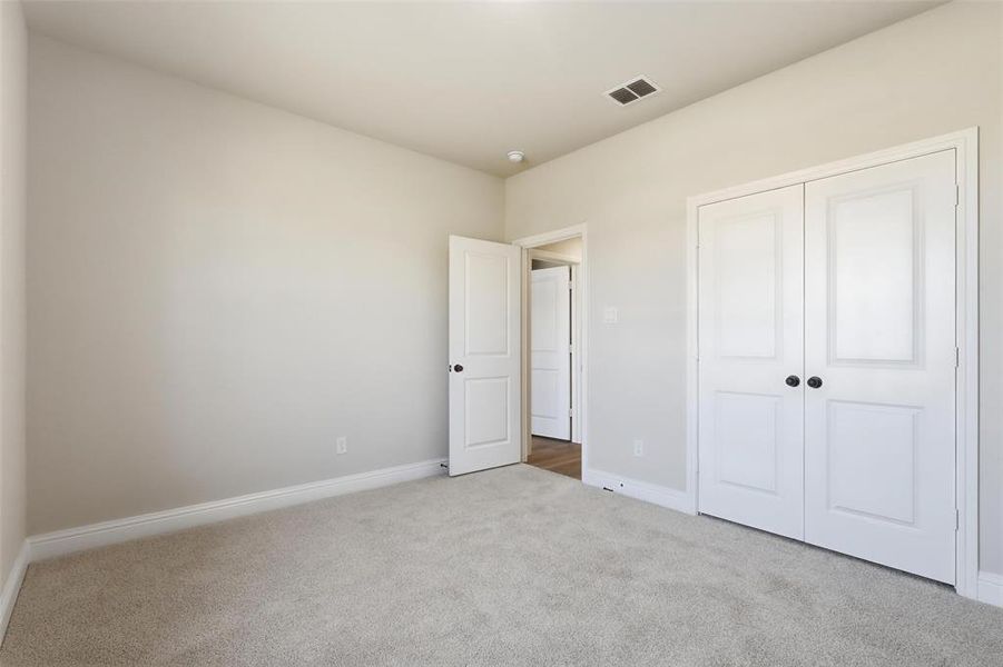Spacious, unfurnished interior of a new home in Stoneview, Glen Rose (Image 17). Spacious, unfurnished interior of a new home in Stoneview, Glen Rose (Image 17).