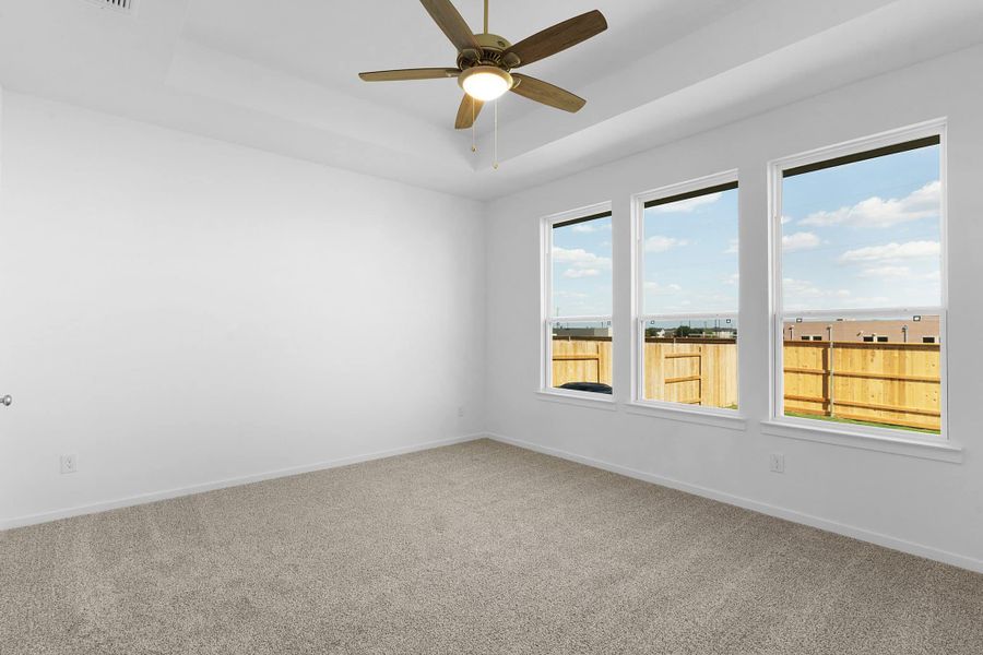 Spacious, unfurnished interior of a new home in Briarwood, Elgin (Image 15).