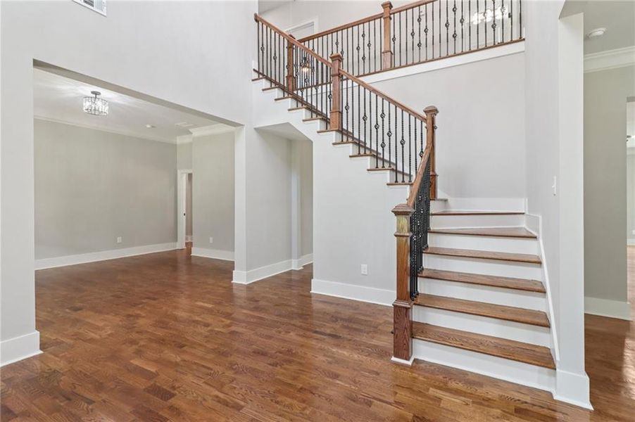 Image 84 of a home in .