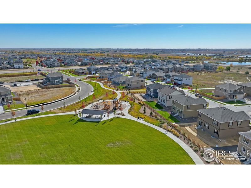 Image 13 of a home in Lakeside Canyon. Image 13 of a home in Lakeside Canyon.