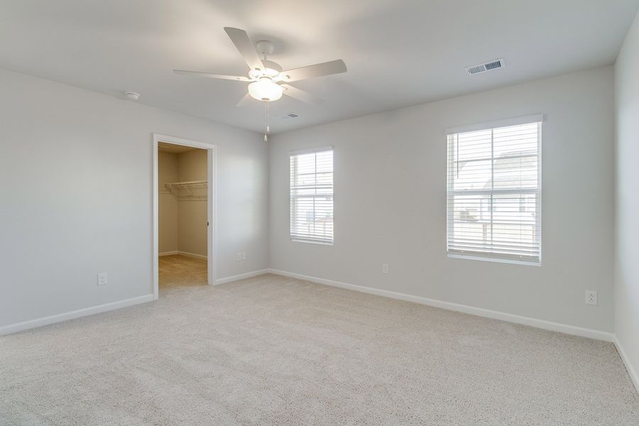 Spacious, unfurnished interior of a new home in Haynes Park, Columbia (Image 22).