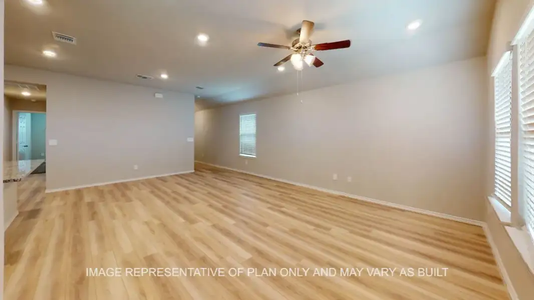 Representative unfurnished interior of a home built from the Camden by D.R. Horton in Wildwood Estates, Nolanville (Image 20).