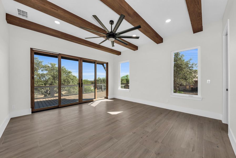 Spacious, unfurnished interior of a new home in , Horseshoe Bay (Image 28). Spacious, unfurnished interior of a new home in , Horseshoe Bay (Image 28).