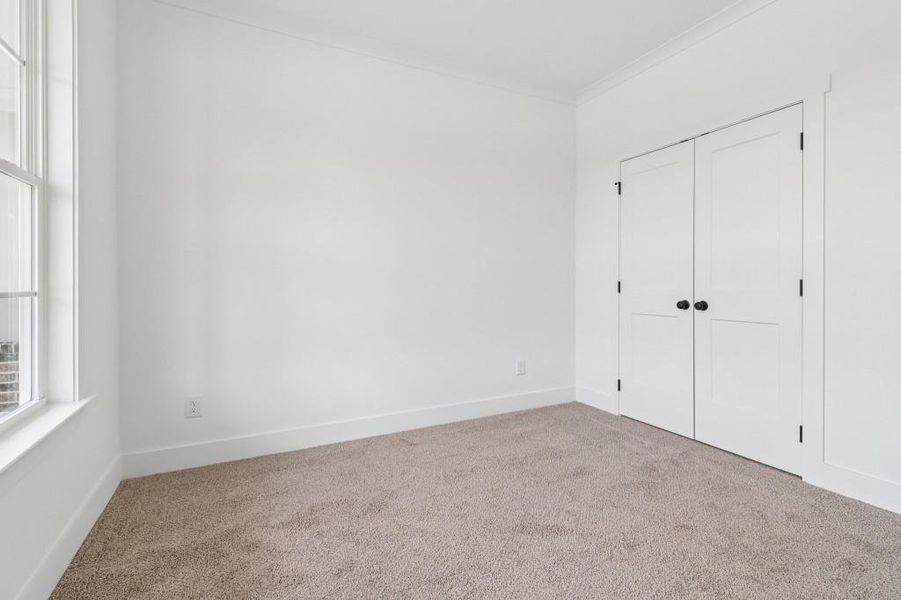 Image 52 of a home in Pinegate.