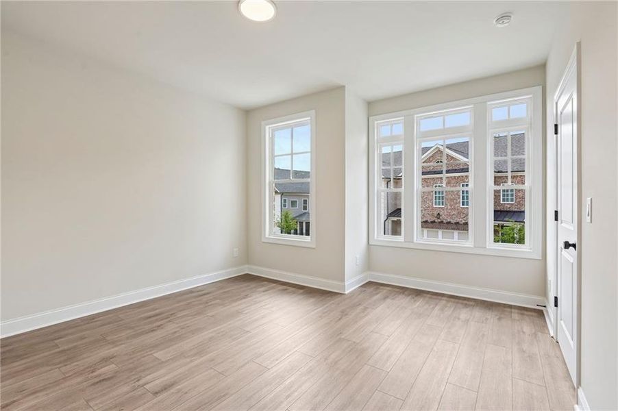 Spacious, unfurnished interior of a new home in Waterside, Peachtree Corners (Image 44).