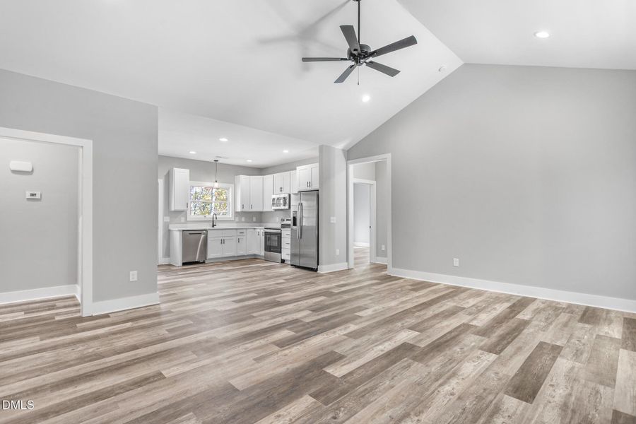 1507 Alta Vista Lane