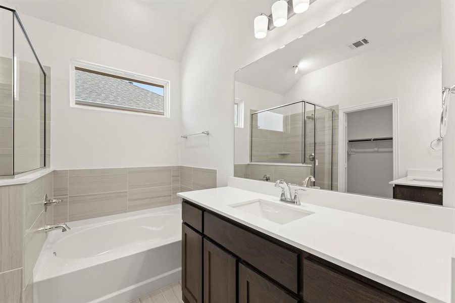 17_18. 506 Fort Davis - Bath