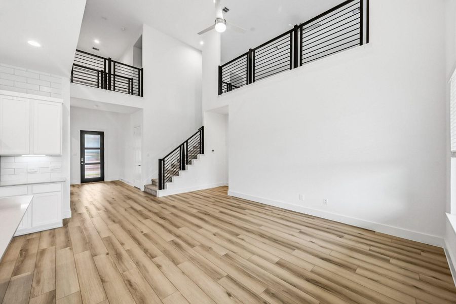 Spacious, unfurnished interior of a new home in Hills of Westlake, Conroe (Image 27). Spacious, unfurnished interior of a new home in Hills of Westlake, Conroe (Image 27).