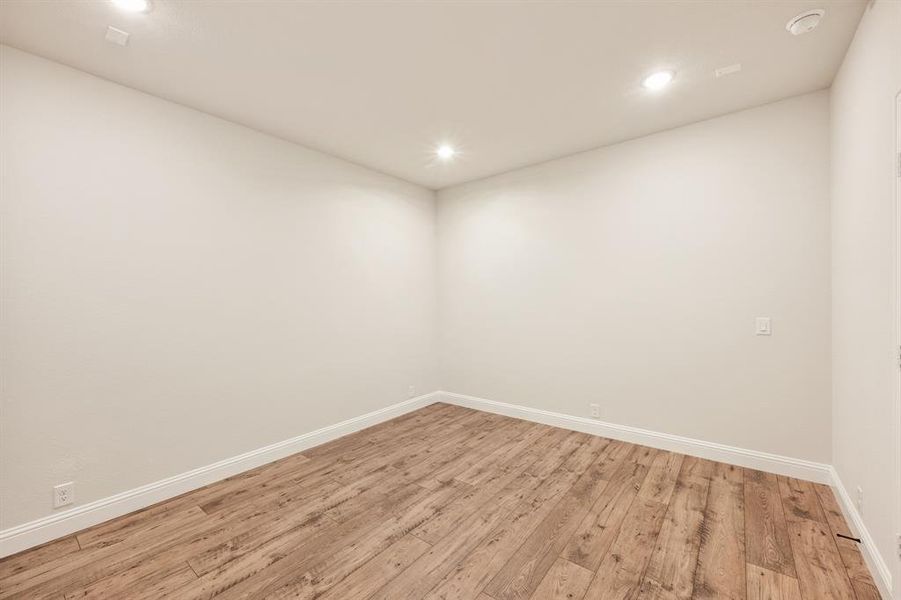 Spacious, unfurnished interior of a new home in Wildcat Ridge Phase 3, Godley (Image 34).