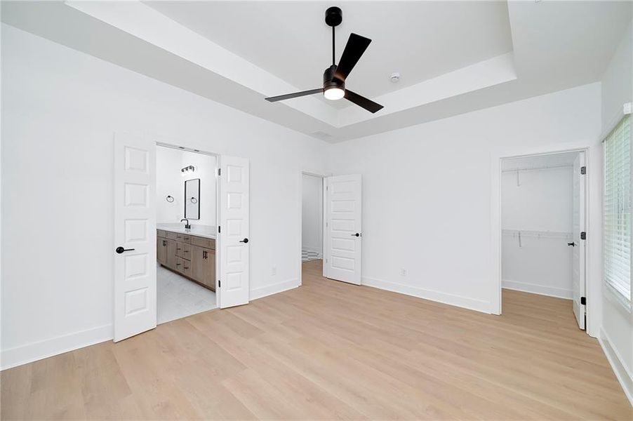 Spacious, unfurnished interior of a new home in , Gainesville (Image 16).