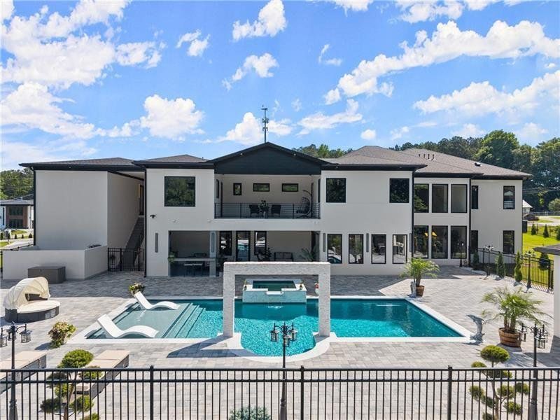 Exterior details and patio area of a home in , Lawrenceville (Image 69).