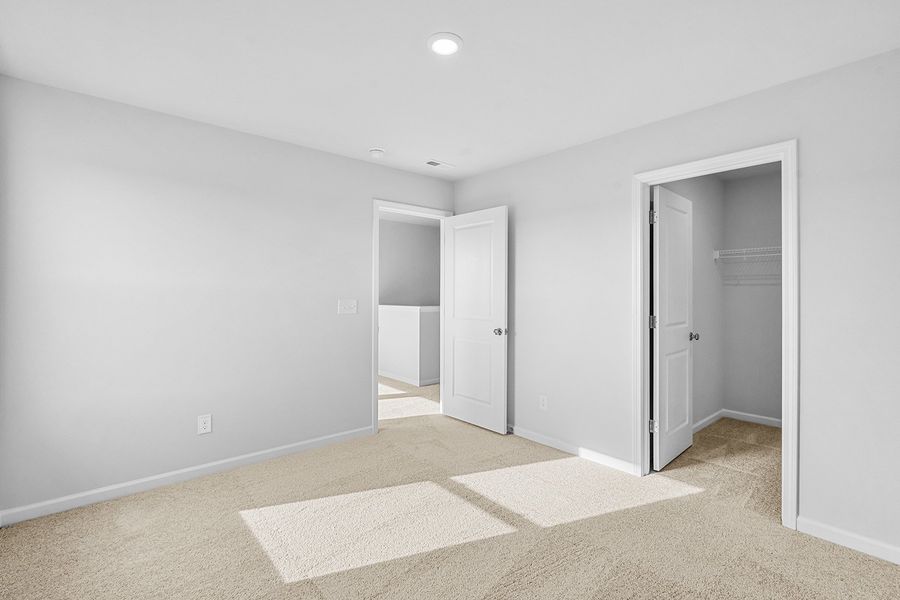 Spacious, unfurnished interior of a new home in Hanes Lake, Winston-Salem (Image 40). Spacious, unfurnished interior of a new home in Hanes Lake, Winston-Salem (Image 40).