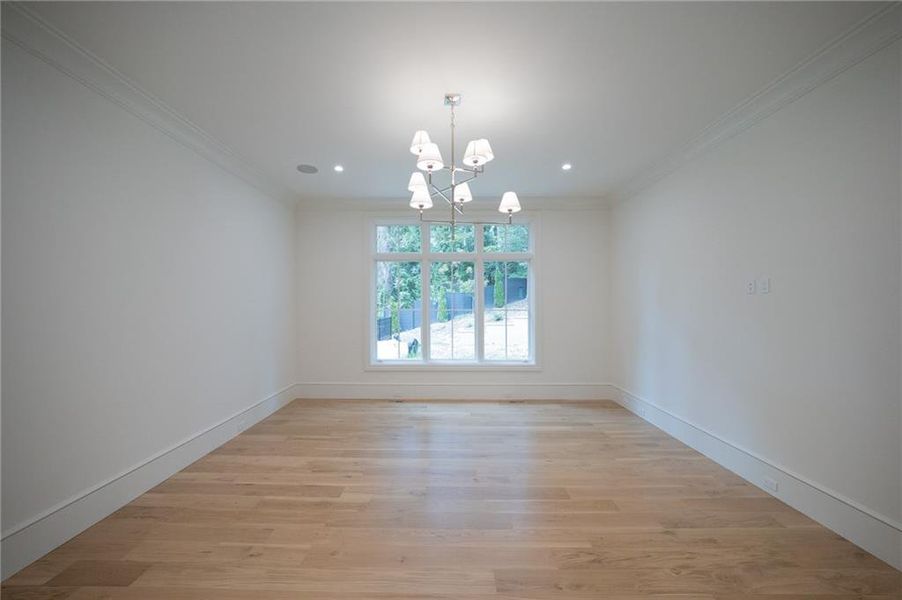 Spacious, unfurnished interior of a new home in Blue Heron Walk, Atlanta (Image 51).