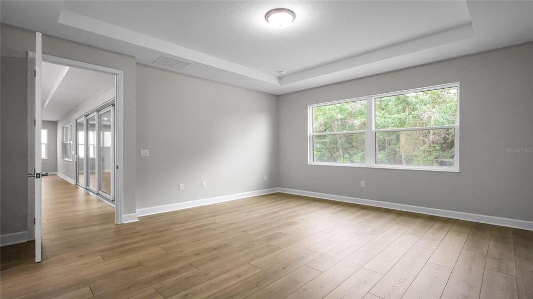 Spacious, unfurnished interior of a new home in Cresswind at Hammock Oaks, Lady Lake (Image 54). Spacious, unfurnished interior of a new home in Cresswind at Hammock Oaks, Lady Lake (Image 54).
