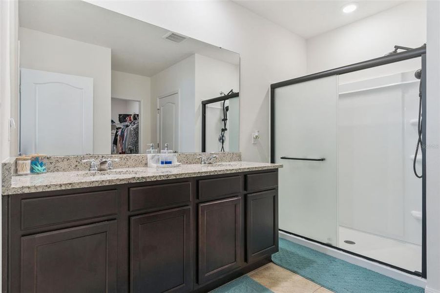 Furnished interior view inside a new home in Wind Meadows South, Bartow (Image 7).