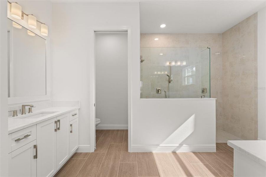 Furnished interior view inside a new home in , Sarasota (Image 15).
