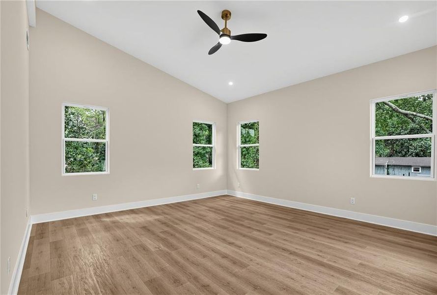 Spacious, unfurnished interior of a new home in , Atlanta (Image 20).