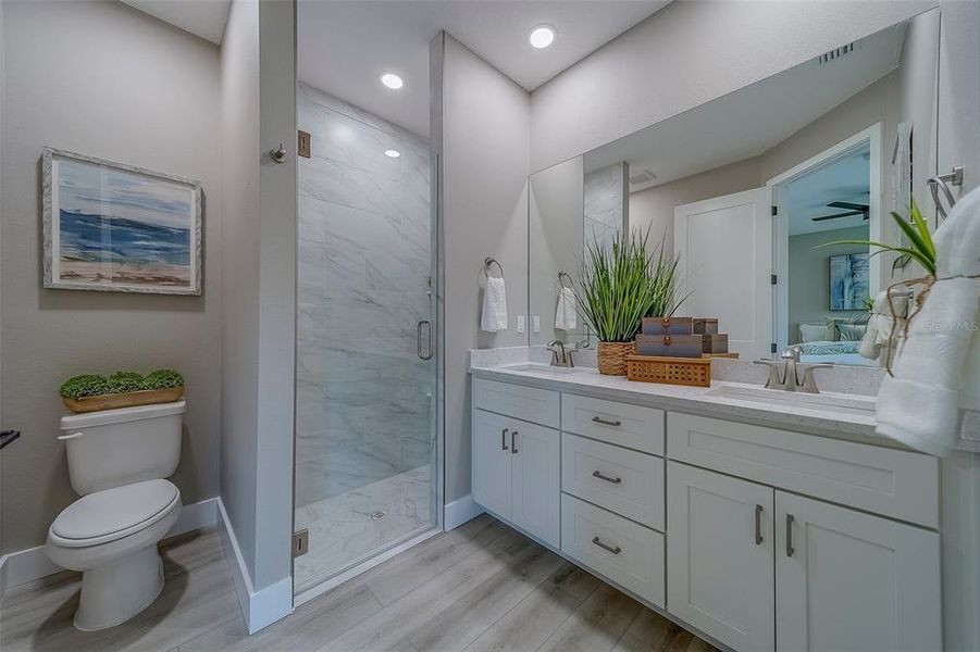 Furnished interior view inside a new home in , Largo (Image 29).