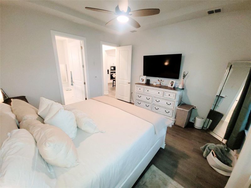 Furnished interior view inside a new home in , Austin (Image 21).