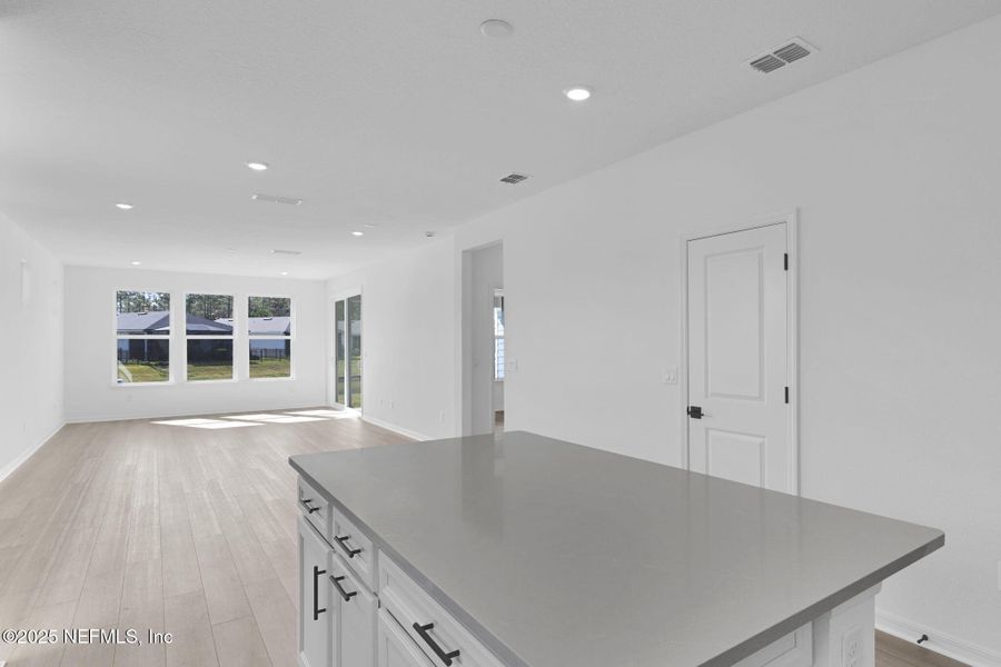 Image 21 of a home in Del Webb Wildlight. Image 21 of a home in Del Webb Wildlight.