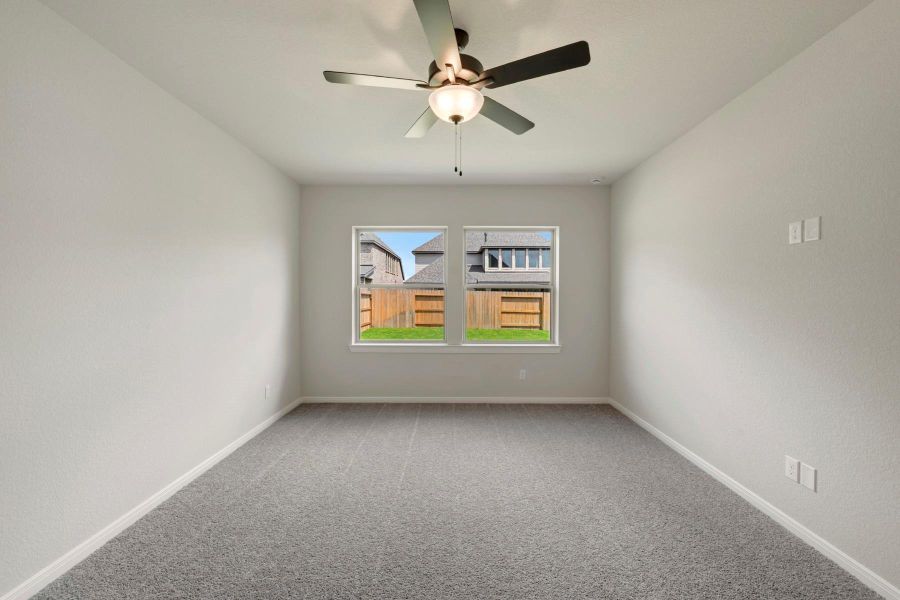 Spacious, unfurnished interior of a new home in Escondido - Retreat Collection, Magnolia (Image 11).