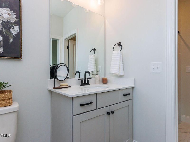 032-1280x960-bathroom 032-1280x960-bathroom