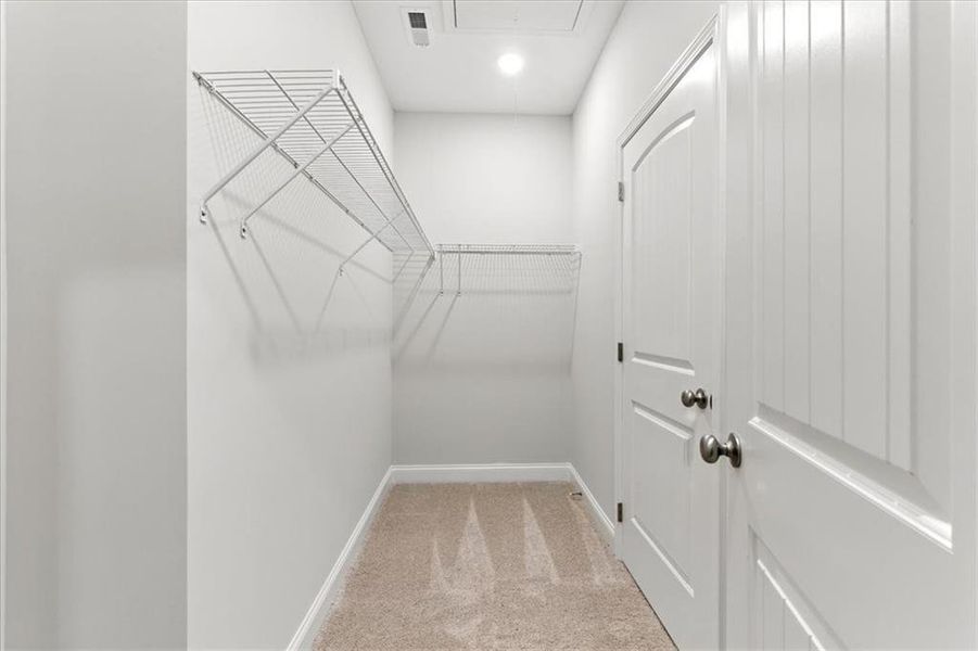 Spacious, unfurnished interior of a new home in Stratford at NatureWalk, Dallas (Image 18). Spacious, unfurnished interior of a new home in Stratford at NatureWalk, Dallas (Image 18).