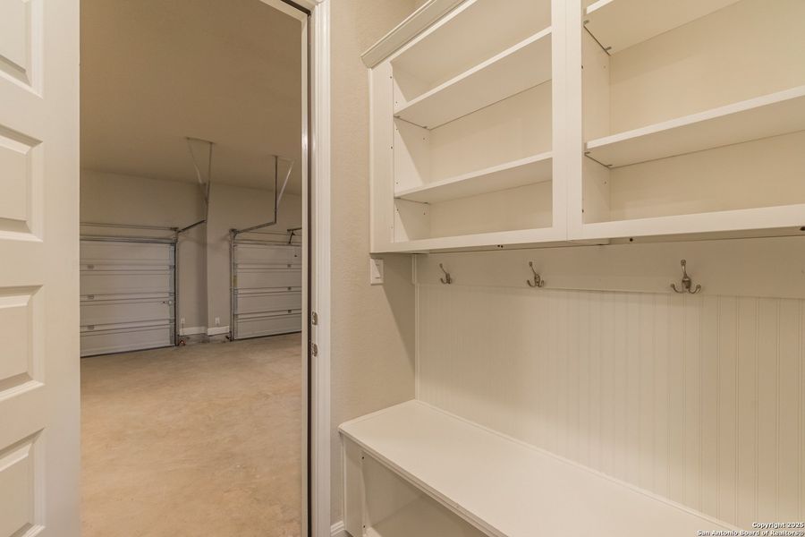 Image 53 of a home in Cibolo Crossing.