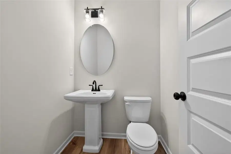 Furnished interior view inside a new home in Franklin Manor, Lawrenceville (Image 55).