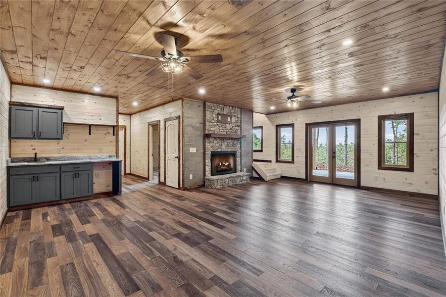 Spacious, unfurnished interior of a new home in , Morganton (Image 42).