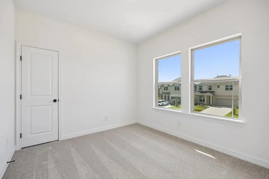 Spacious, unfurnished interior of a new home in Azalea, Brookshire (Image 18).