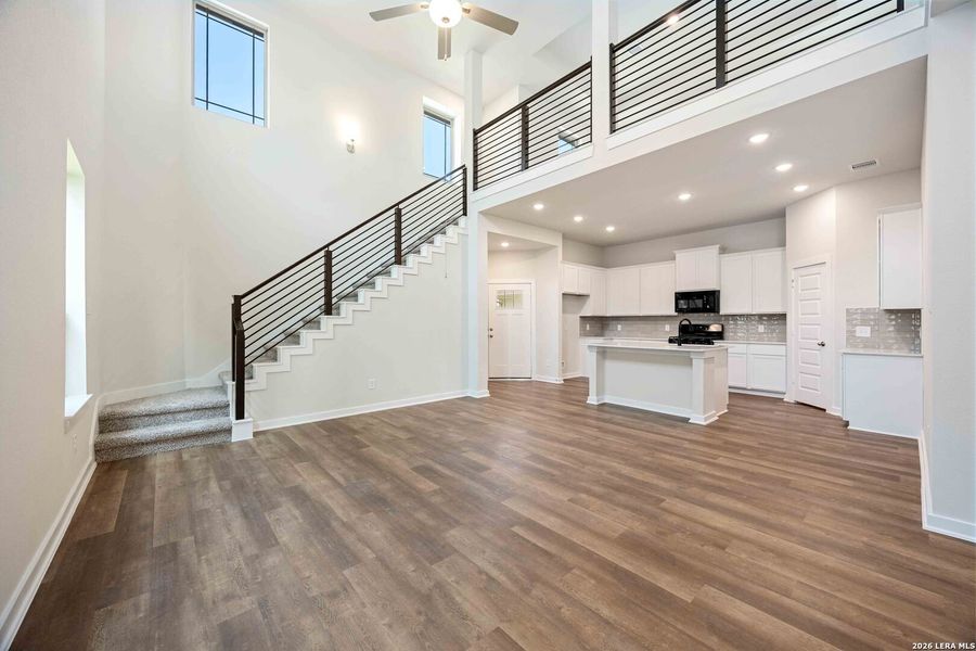 Spacious, unfurnished interior of a new home in Timber Creek, San Antonio (Image 23). Spacious, unfurnished interior of a new home in Timber Creek, San Antonio (Image 23).