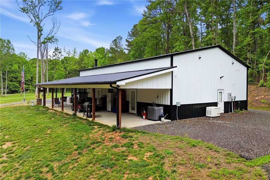 Image 47 of a home in .