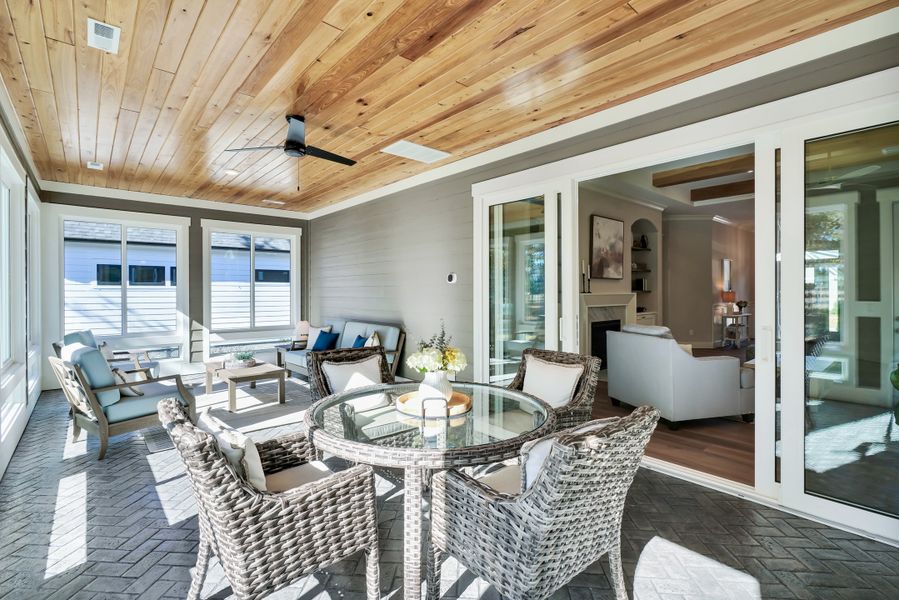 Representative exterior details of a home built from the Bar Harbour I by Kent Homes in Oyster Harbour, Supply (Image 4).