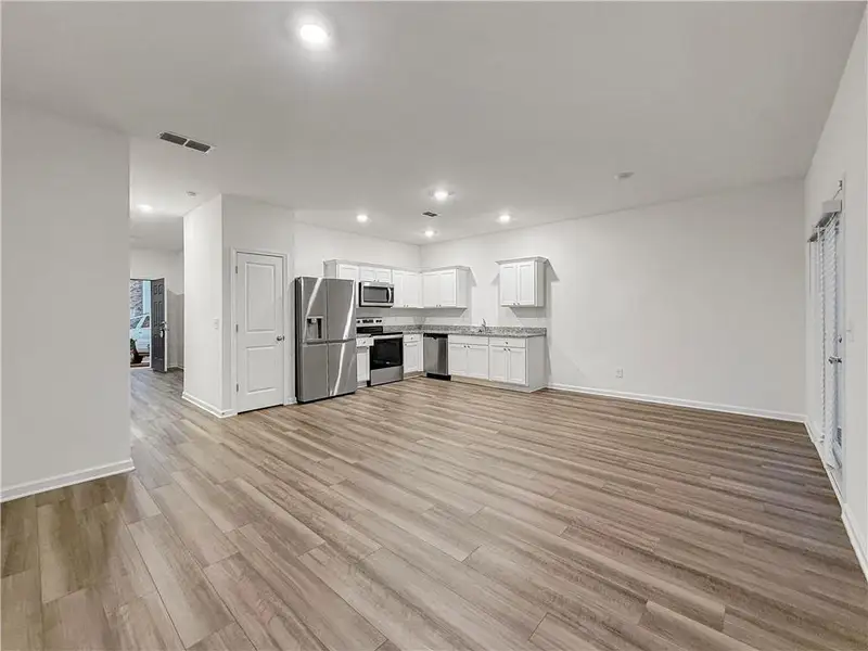 Spacious, unfurnished interior of a new home in , Atlanta (Image 14). Spacious, unfurnished interior of a new home in , Atlanta (Image 14).
