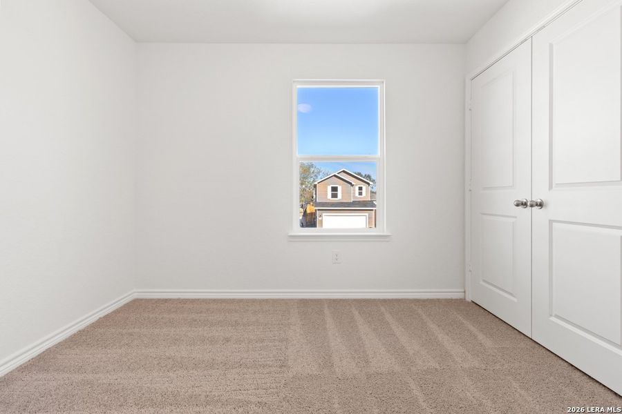 Spacious, unfurnished interior of a new home in Spanish Trails Villas, San Antonio (Image 27).