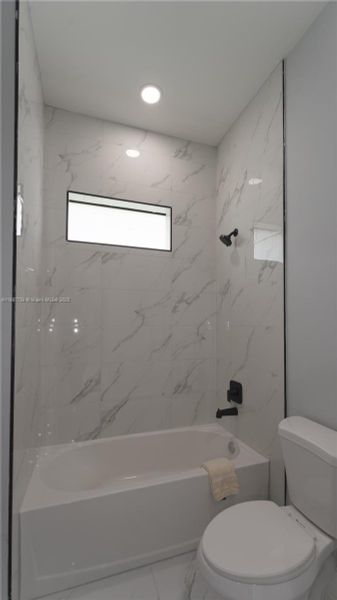 Furnished interior view inside a new home in , Lehigh Acres (Image 4).