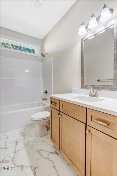 125 Davis St Hall Bath 125 Davis St Hall Bath