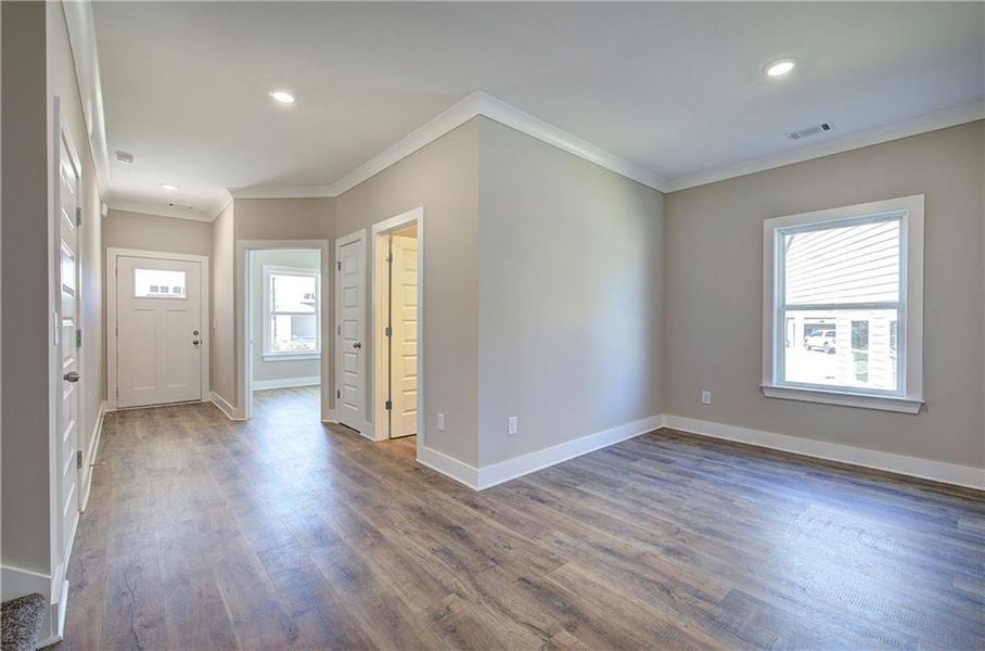 Spacious, unfurnished interior of a new home in , Cartersville (Image 28).