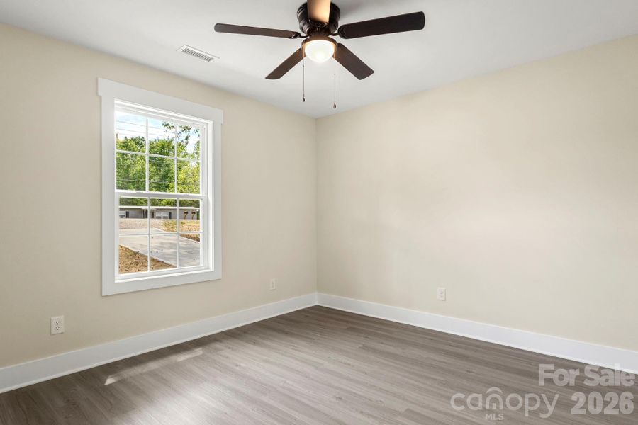 Spacious, unfurnished interior of a new home in , York (Image 21).