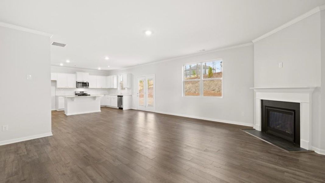 Spacious, unfurnished interior of a new home in Parkside at Carter Grove, Cartersville (Image 25).