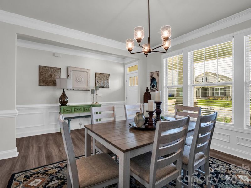 Open Entry & Dining Room