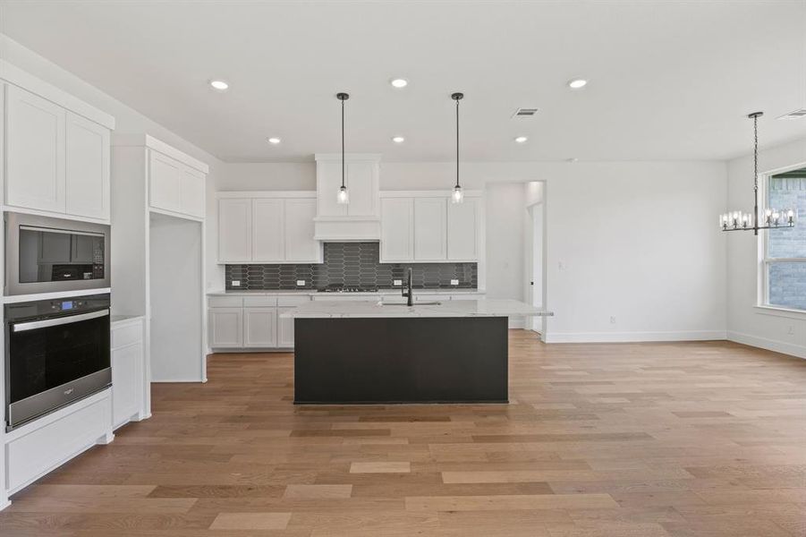Furnished interior view inside a new home in Chatham Reserve, Providence Village (Image 15).