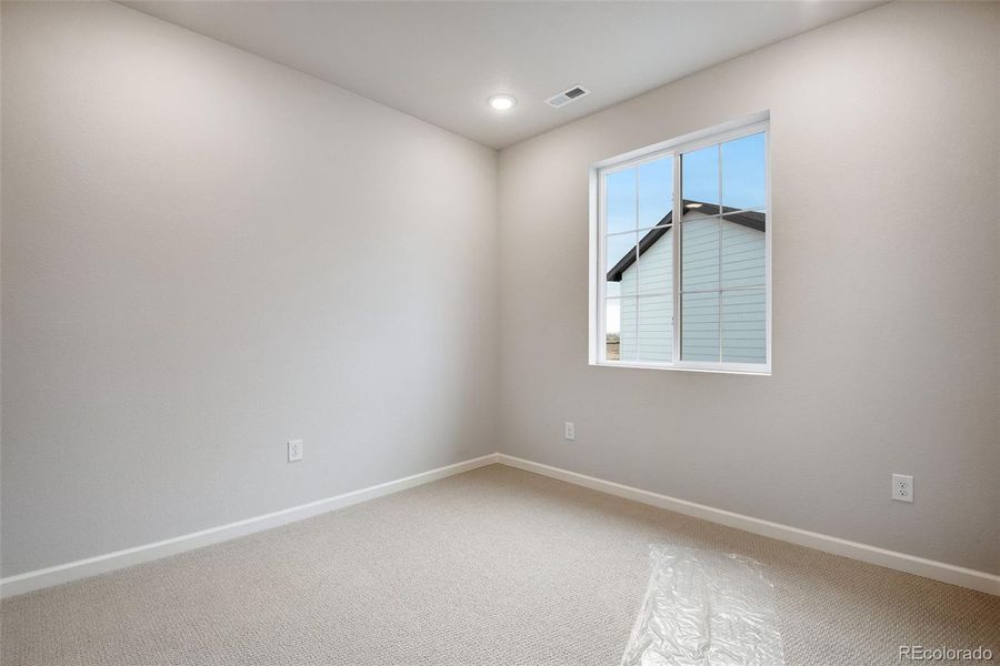 Spacious, unfurnished interior of a new home in Painted Prairie, Aurora (Image 33).